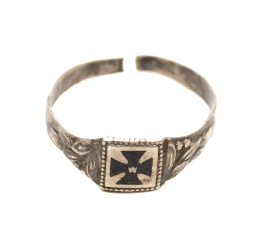 WWI Patriotic Iron Cross ring