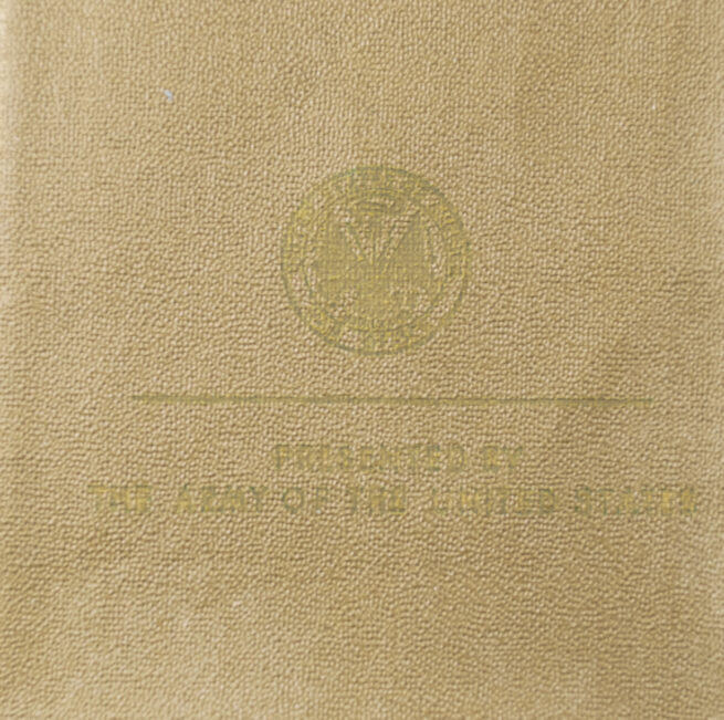 WWII USA - New Testament Protestant Version presented by the Army of the United States (1942) - NAMED!