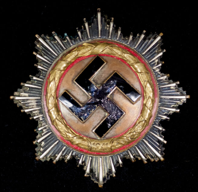 Deutsches Kreuz in Gold (DKIG) maker C.E. Juncker + etui