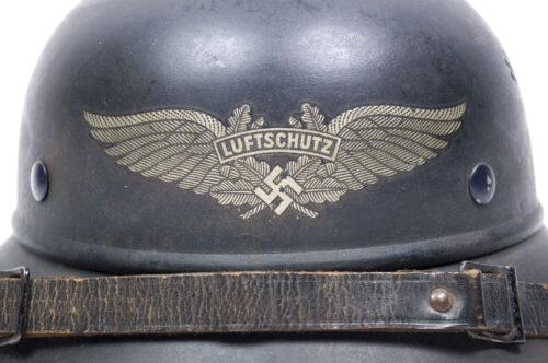 Reichsluftschutzbund Luftschutz Gladiator Helmet (area stamped 16 on the back)