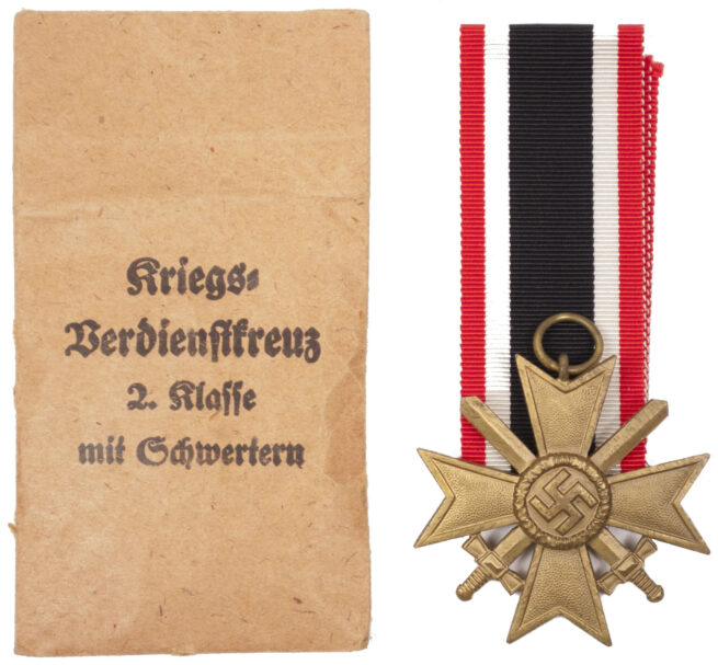 Kriegsverdienstkreuz mit Schwerter (KVK) War Merit Cross with Swords + bag (maker Franz Jungwirth)