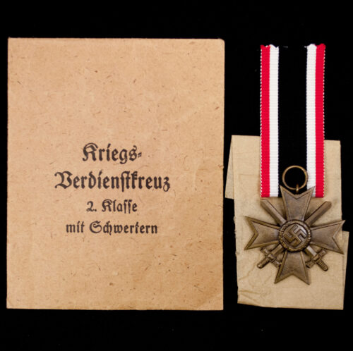 Kriegsverdienstkreuz 2. Klassa mit Schwerter with bag (Carl Poellath)