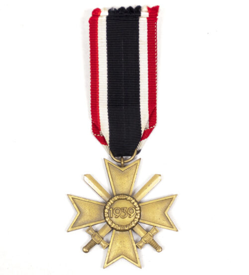 Kriegsverdienstkreuz (KVK) mit Schwerter War Merit Cross with swords