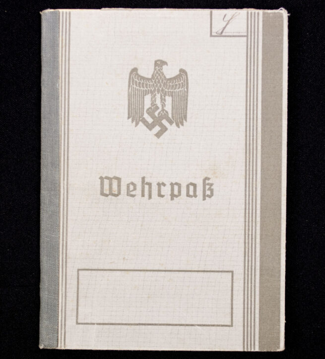 Wehrpass first type ith uniform passphoto - Sangerhausen (1936)