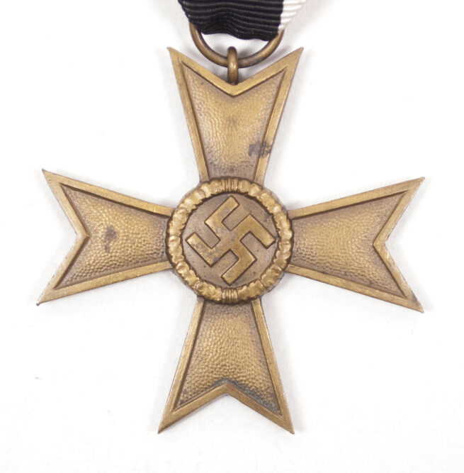 Kriegsverdienstkreuz ohne Schwerter (KVK2) War Merit Cross without swords