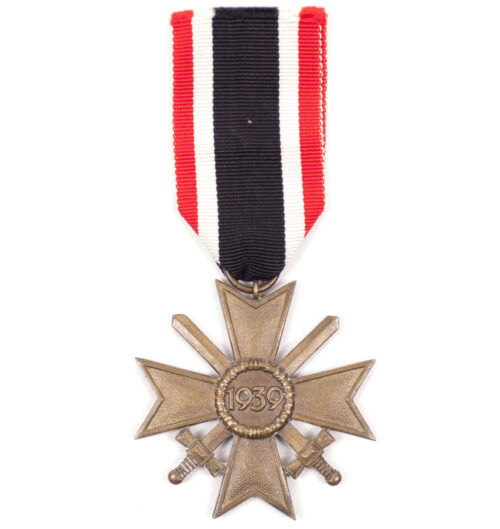 Kriegsverdienstkreuz mit Schwerter (KVK2) War Merit Cross with swords