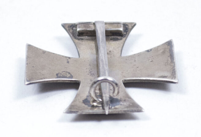 WWII Eisernes Kreuz Erste Klasse (EK1) Iron Cross First Class Maker “KO”