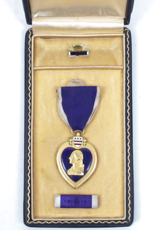 WWII USa Purple Heart in original case