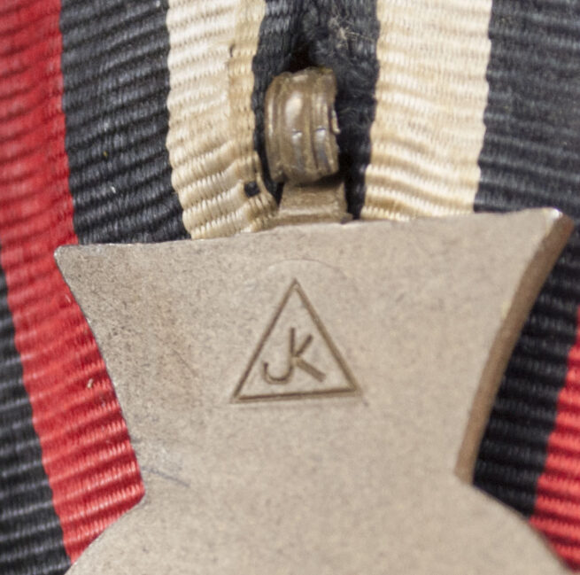 Ehrenkreuz für Kriegsteilnehmer single mount medal (Maker JK)