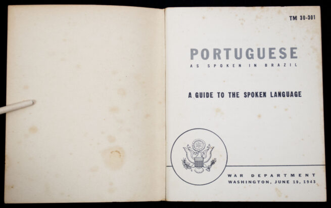 (USA) WWII Portuguese Language Guide - War Department (1943)