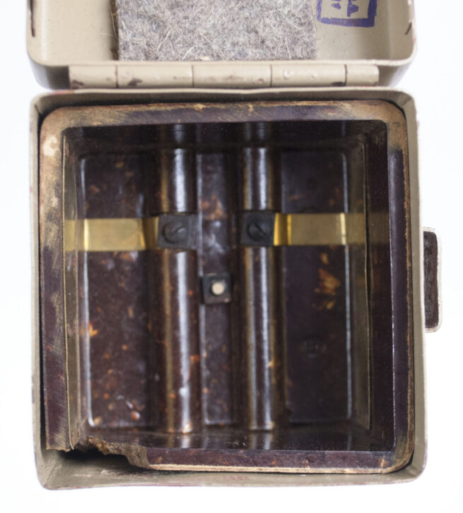 German MG3442 optical sight battery box