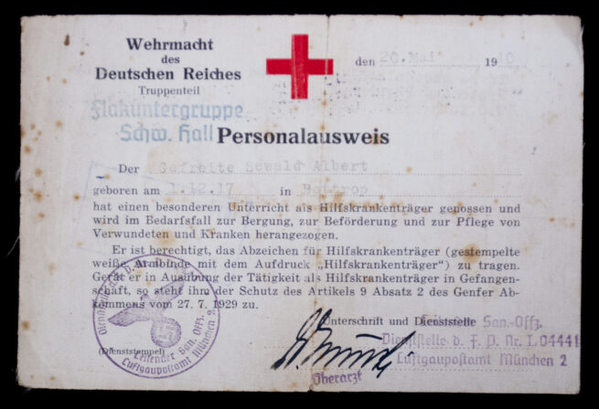Wehrmacht des Deutschen Reichses Flakuntergruppe Sch.hall Personalausweis Rote Kreuz (DRK) 1940