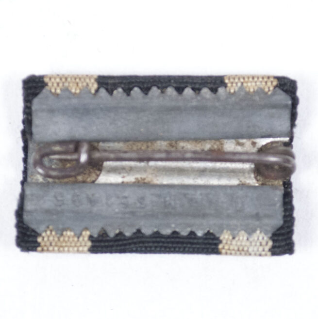WWI Imperial Verwundetenabzeichen in black ribbon with miniature device