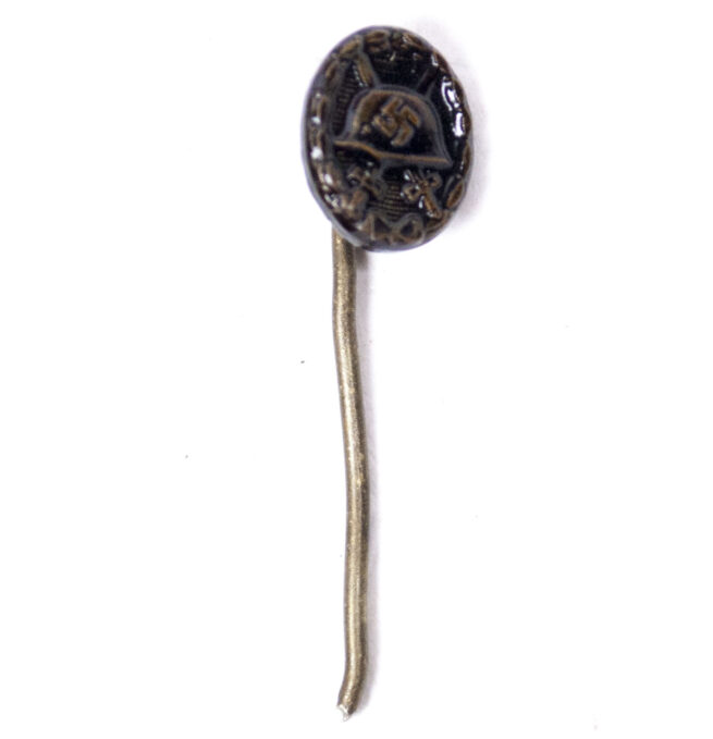 WWII Verwundetenabzeichen in black miniature stickpin 9 mm.