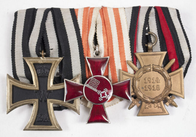 Bremen-WWI-Medalbar-with-EK2-Hanseatenkreuz-Bremen-FEK