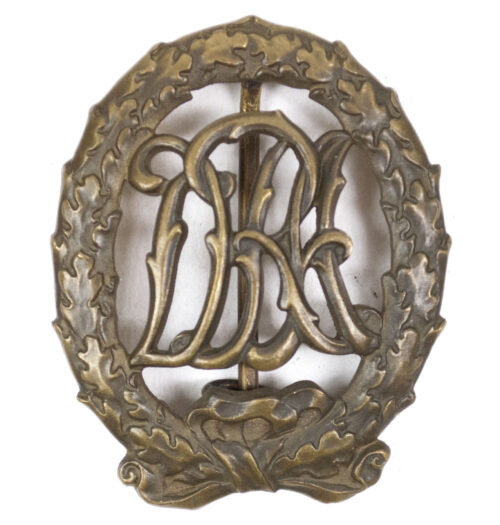 Deutsches Reichsabzeichen für Leibesübungen in Bronze (DRA) (maker L.Chr. Lauer)
