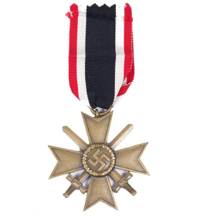 Kriegsverdienstkreuz mit Schwerter / War Merit Cross with Swords