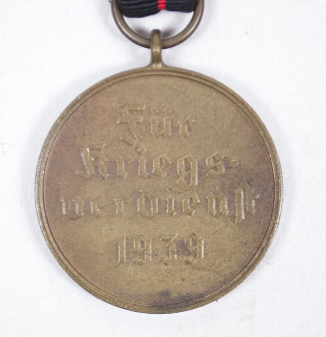 Kriegsverdienstmedaille-KVKm-War-Merit-Medal