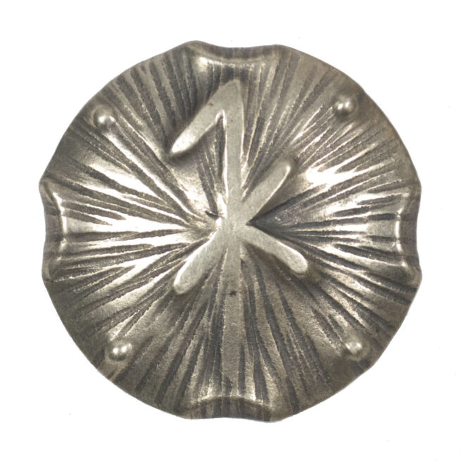 (Brooch) Small brooch with housemark symbol