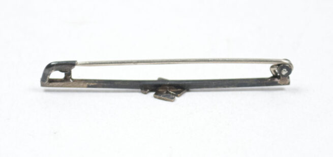 WWII German elongated swastika brooch