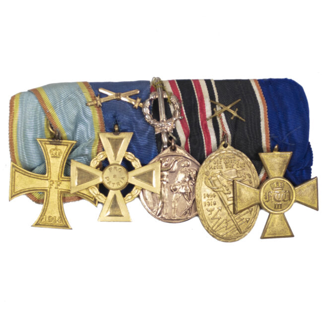(Mecklenburg) Kreigsverdienskreuz, 3 Veterans medals, Dienstauszeichnung (Maker marked bar)