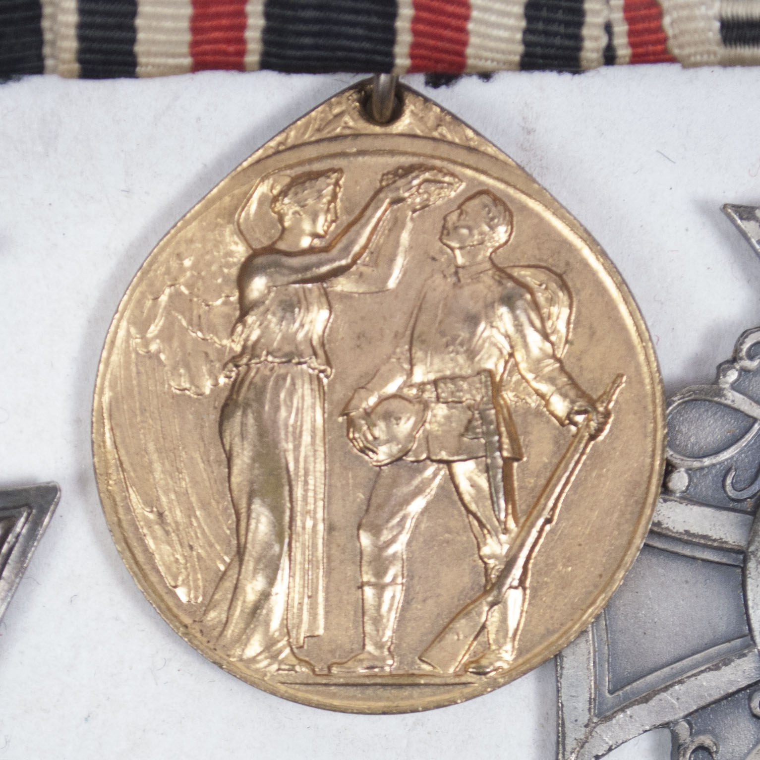Pre-Third Reich medalbar with EK2, Fürs das Vaterland