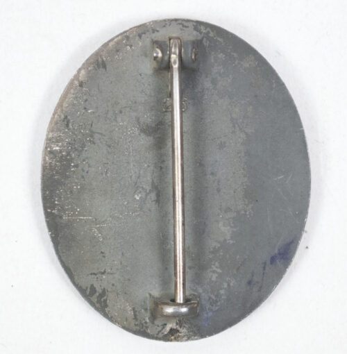 Verwundetenabzeichen in silber Woundbadge in silver 26 (Maker B.H. Mayer)