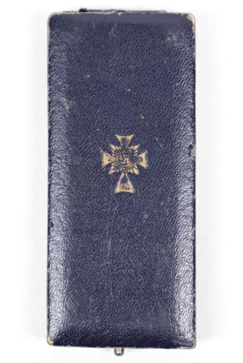 Mutterkreuz in Gold Motherscross in Gold ( Maker C.F. Zimmermann Pforzheim)