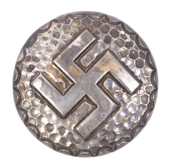 (Brooch) Swastika design with 4 prongs on the back
