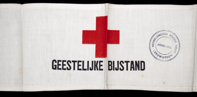 Het Nederlandsche Rode Kruis - District FrieslandLeeuwarden - Armband Geestelijke Bijstand and card (1944)