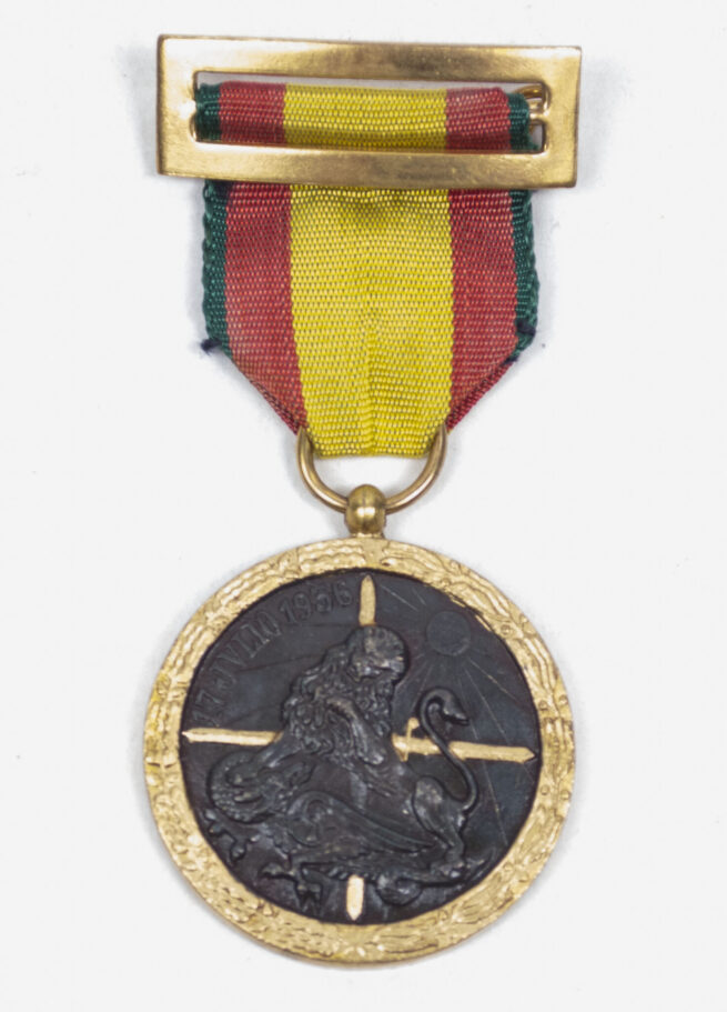 Spanish Civil War medal Legion Condor - Egaña- Medalla de la Campaña + case 1936-1939 for Non Combattants