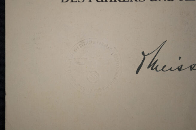 Citation-Urkunde-Luftschutz-Ehrenzeichen-Zweiter-Stufe-1945.