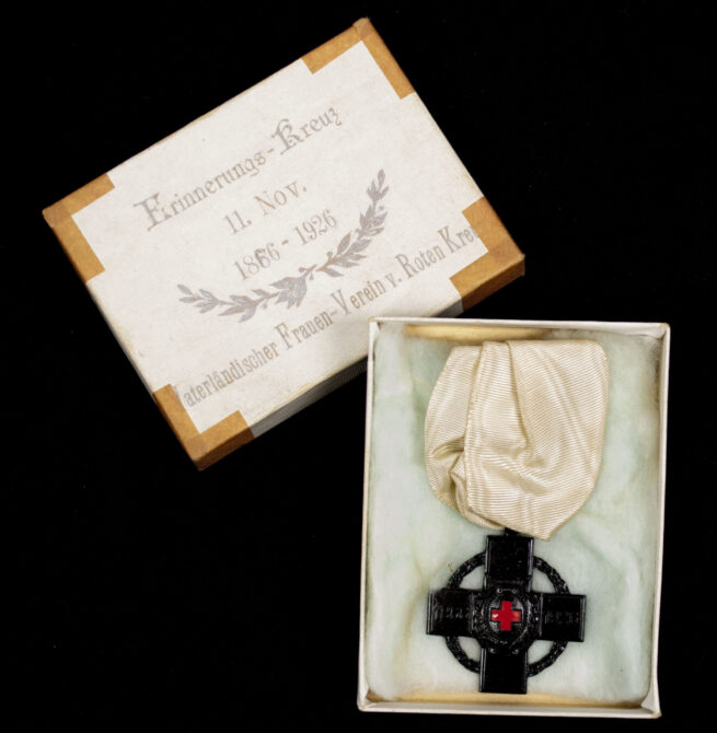 Erinnerungs-Kreuz 11. Nov. 1866-1926 Vaterländischer Frauen-verein v. Roten Kreuz + etui (RARE!)