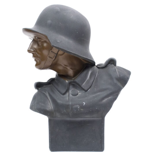 German WWII Soldiers Bust