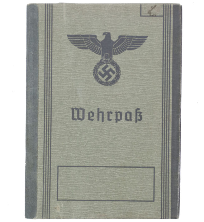 Wehrpass Wehrbezirkskommando Detmold (1943)