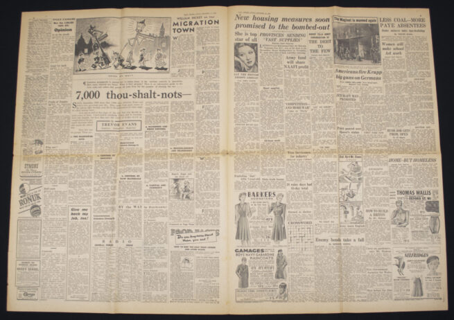(Newspaper) Market Garden - Daily Express - September 18, 1944 - AIRBORNE INVADERS TAKE DUTCH TOWNS