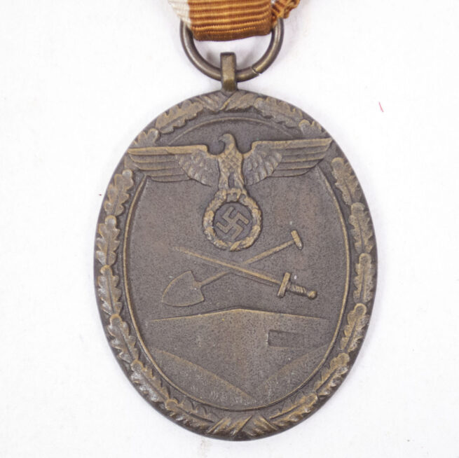 Westwall medal Schutzwal medal