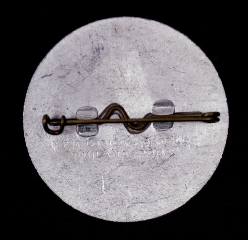 (Italy) Credere Obbedire Combattere G.I.L. badge (Mussolini)