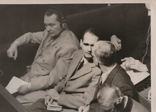 (Pressphoto) Nuremberg Trials - Hermann Goering + Rudolf Hess (3)