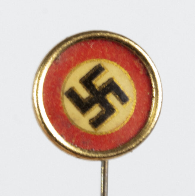 NSDAP early 1930's sympathiser badge (made of celluloid)