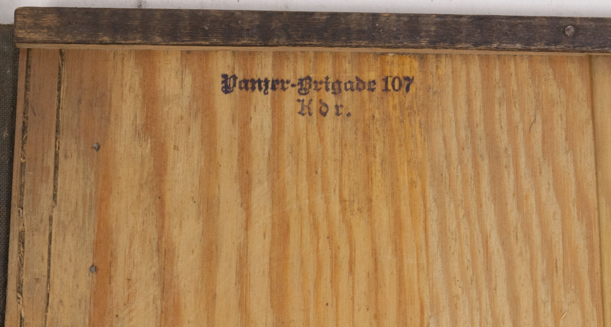 Named (!) Wooden map plotting board Panzer-Brigade 107 KDR. (Battle of Overloon and Market Garden) - RARE - Image 28