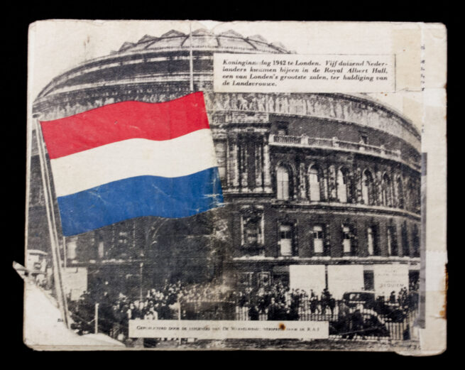 (Dutch Resistance) Koninginnedag 1942 De plechtige viering te Londen. Made by the same makers that made the "Wervelwind" pamphlet booklets, and spread and dropped by RAF airplane in 1942 over the Netherlands. In good condition. This booklet is quite hard to ind and much rarer than most regular "Wervelwind" booklets. Also most of these are badly damaged. This one is quite good!