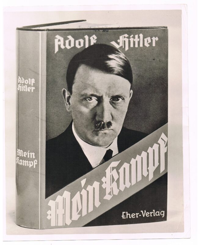 (Pressphoto) Adolf Hitler - Mein Kampf (25,5 x 20,5 cm) - Rare!