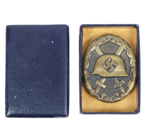 Verwundetenabzeichen in schwarz mm L14) + LDO etui Black woundbadge (maker L14 in LDO case)