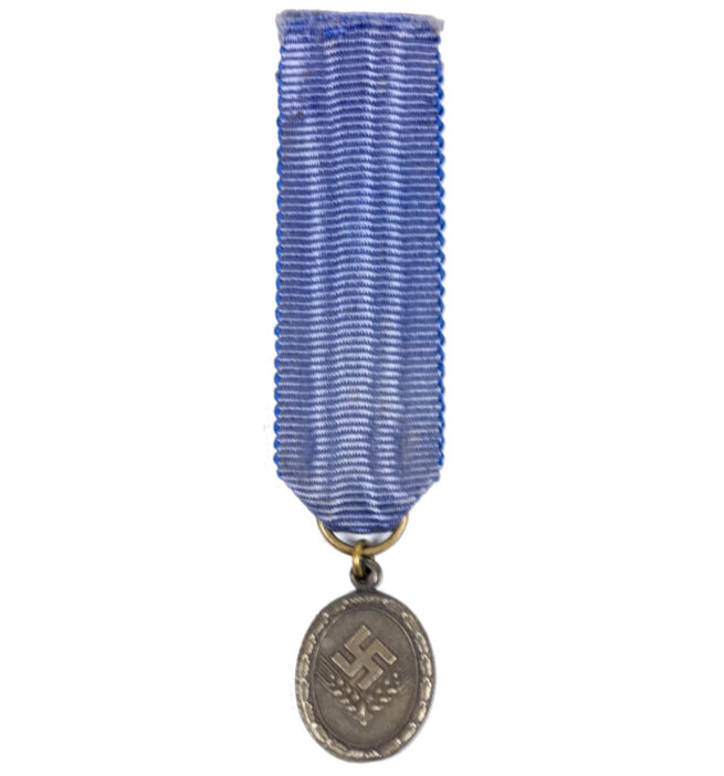 Miniature medal Reichsarbeitsdienst Dienstauszeichnung in silver 12 years (for women)