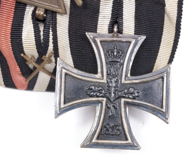 Medalbar-with-WWI-Iron-Cross-second-class-Froentkämpfer-Ehrenkreuz