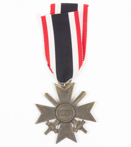 Kriegsverdienstkreuz (KVK) mit Schwerter War Merit Cross with Swords