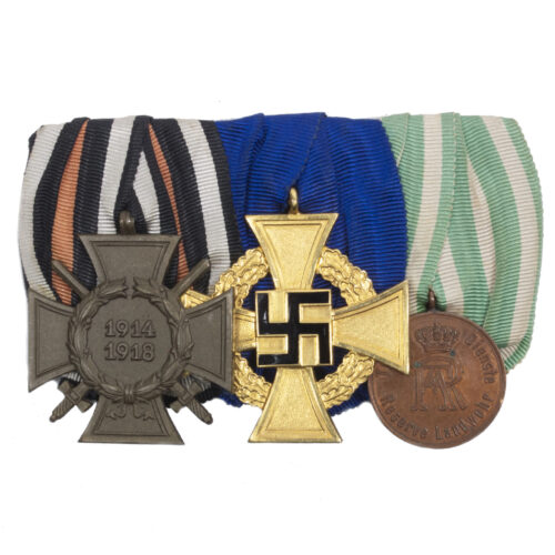 German WWII medalbar with FEK, Treue Dienst 40 Jahre Kreuz, Landwehr Dienstauszeichnung II Klasse