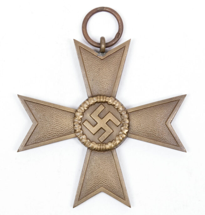 Kriegsverdienstkreuz-KVK-ohne-Schwerter-War-Merit-Cross-without-swords-MM-1-Deschler-1