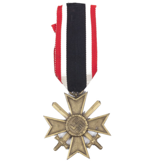 Kriegsverdienstkreuz (KVK) mit Schwerter War Merit Cross with swords (MM 67 H. Kreisel)